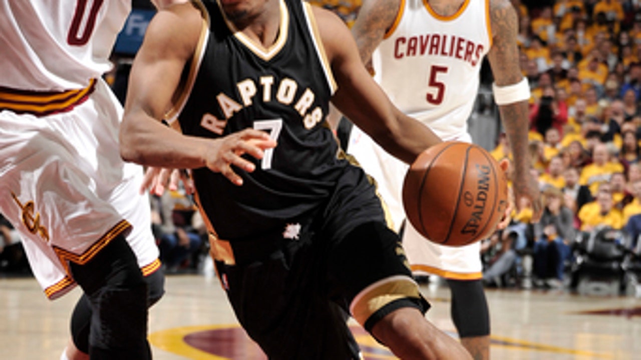 Kyle Lowry announces he's staying with Toronto